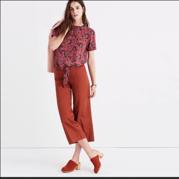 Madewell Tops - Madewell button back tie tee in Assam floral. (L)